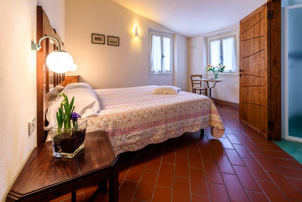 La Locanda Del Povero Diavolo Bed & Breakfast Torriana Bagian luar foto