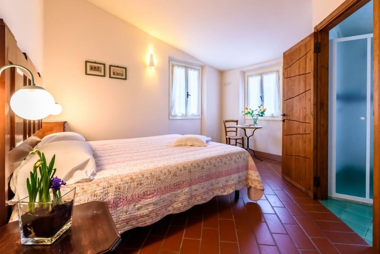 La Locanda Del Povero Diavolo Bed & Breakfast Torriana Bagian luar foto