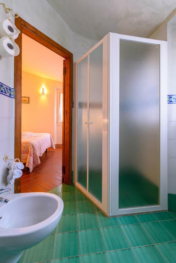 La Locanda Del Povero Diavolo Torriana Bagian luar foto