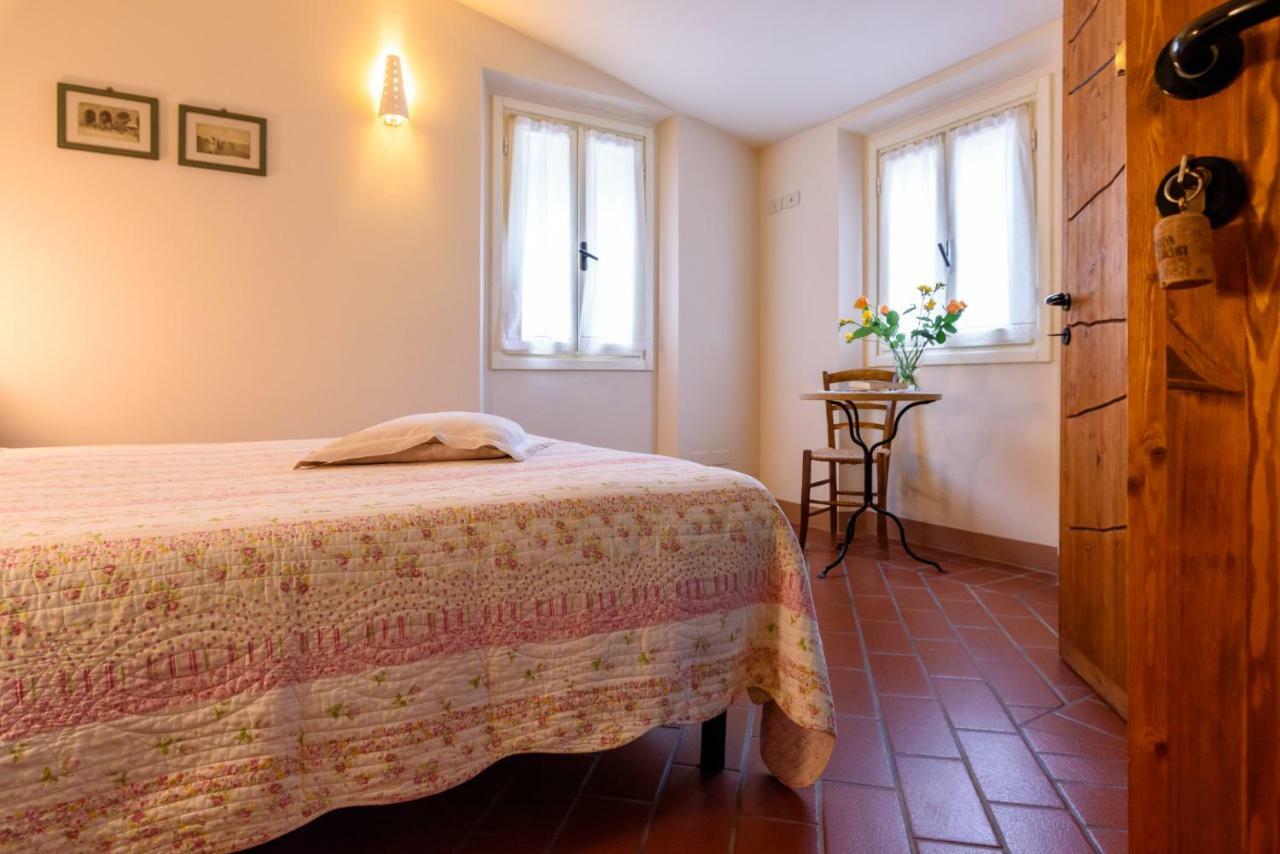 La Locanda Del Povero Diavolo Bed & Breakfast Torriana Bagian luar foto