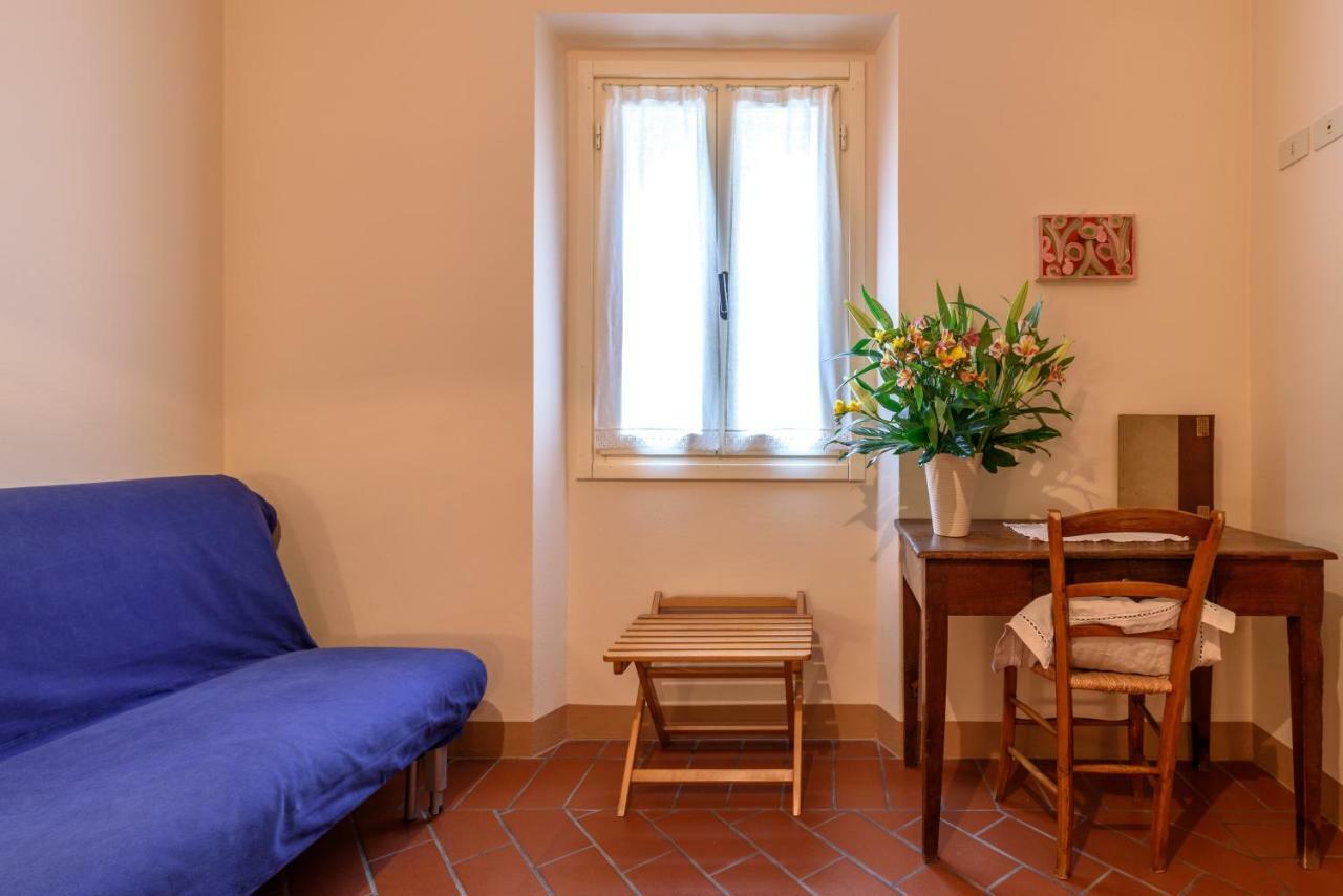 La Locanda Del Povero Diavolo Torriana Bagian luar foto